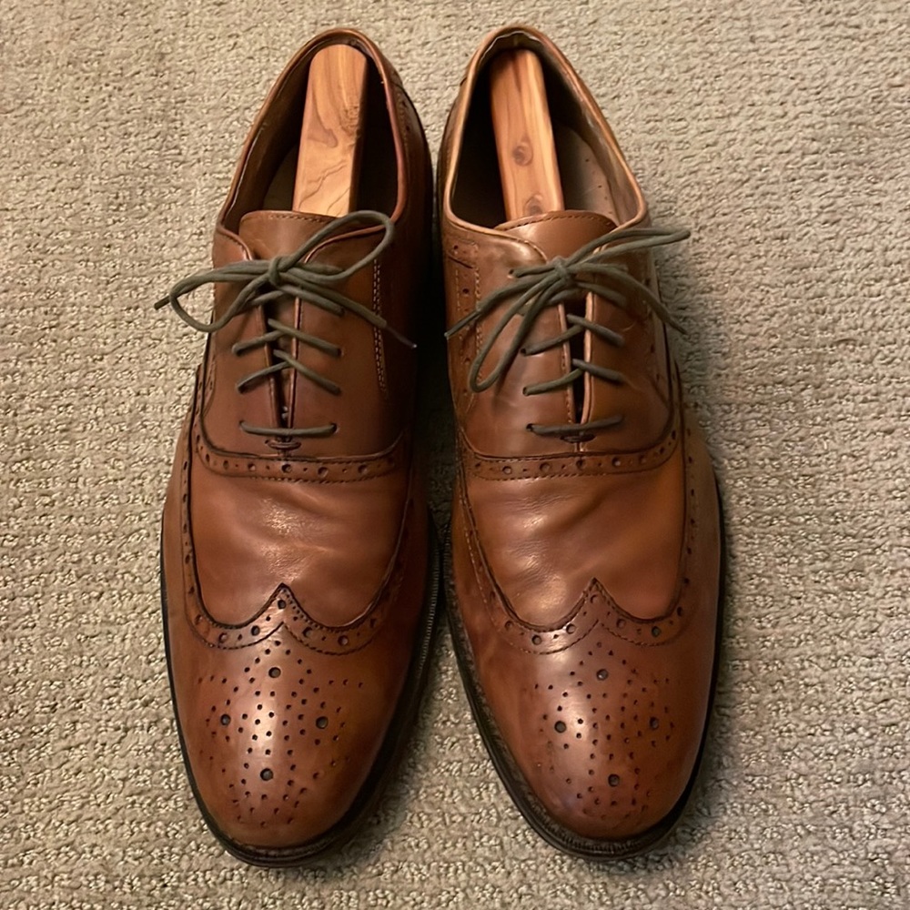 JOHNSTON & MURPHY 20-3152 BROWN LEATHER WINGTIP OXFORD SHOES (Size 12M)